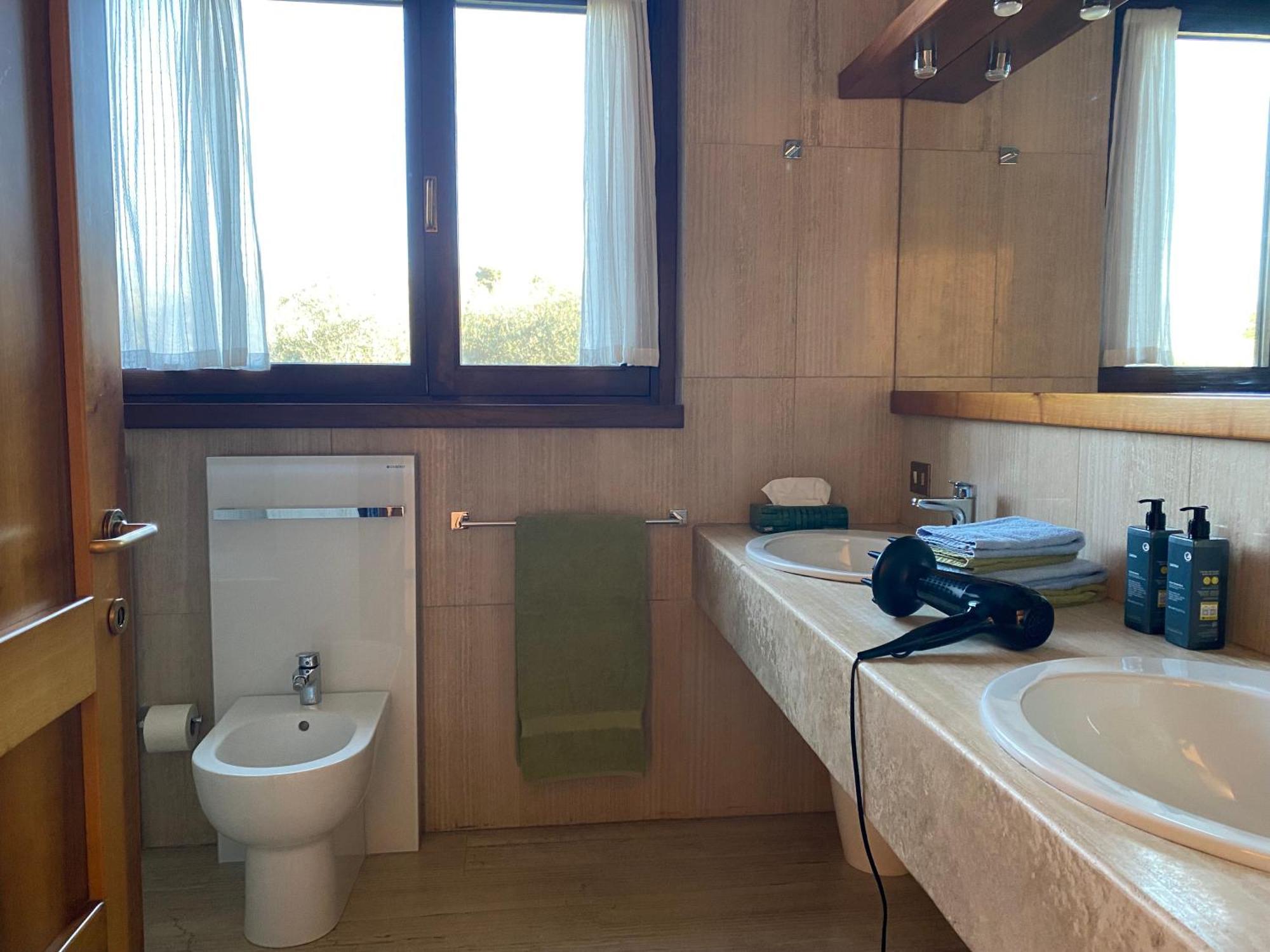 Holiday Home Punta D'Oro With Garden, Parking Place And Lake Access At 300 M Iseo Exterior foto